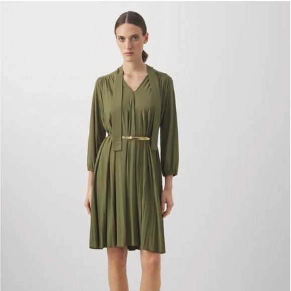 MARELLA Dresses & Skirts - Marella Circo Green Dress With Belt